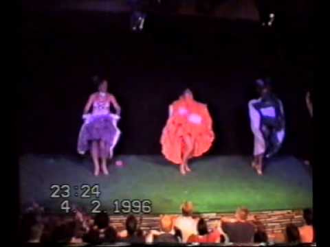 Classic Connections: Can Can Lizzy Arpi and Phoenix