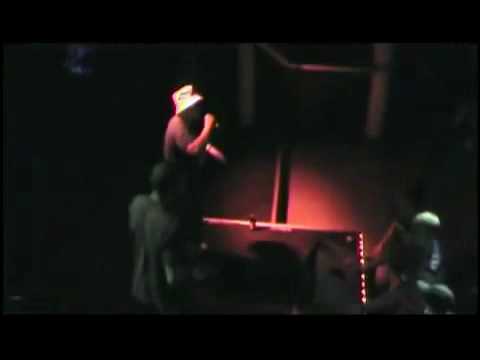 Epoz & Schulte  Lass die Jacke an (Music Video)