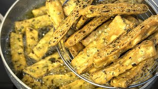 Download Lagu Crispy Methi Mathri Recipe | Perfect Tea-Time Snack! Thumbnail