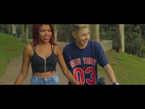 Mc Gauchinho - Ela Ta Louca Maluca (Clipe Oficial)