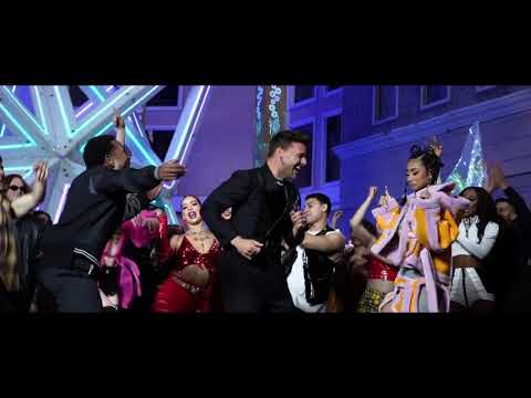 Ricky Martin Y Paloma Mami - Qué Rico Fuera (Behind The Scenes)