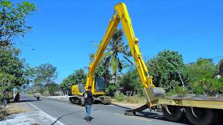 Download lagu Hino Lowbed POWER: Transporting Sumitomo's LONGEST Arm Excavator! mp3