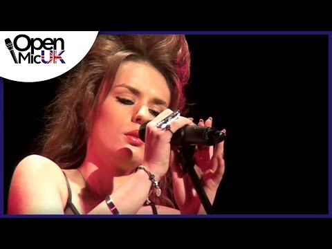 WHITNEY HOUSTON - HOW WILL I KNOW performed by SAMANTHA JAYNE at Newcastle Open Mic UK