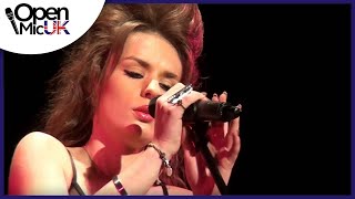 WHITNEY HOUSTON - HOW WILL I KNOW performed by SAMANTHA JAYNE at Newcastle Open Mic UK