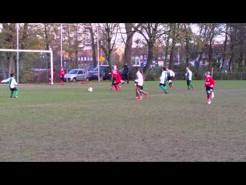 Overmaas F1 tegen Slikkerveer F1 op 6-12-2014