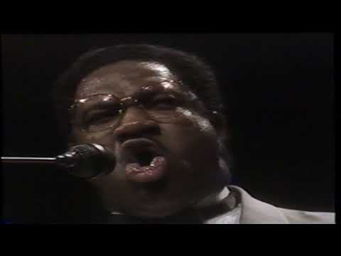 Florida Mass Choir - Waymaker