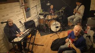 The Wanted four - Graham Cracker (Victor Bailey)