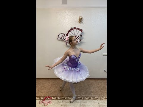 Costum de balet P 0460 - video 2