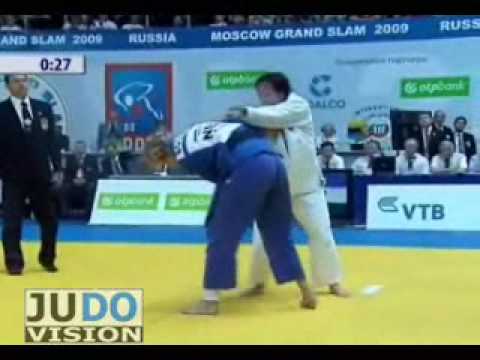 JUDO 2009 Grand Slam Moscow: Edith Bosch (NED) - Yoriko Kunihara (JPN)