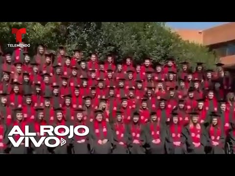 Universitarios mexicanos cayeron de unas gradas mientras se hacían una foto