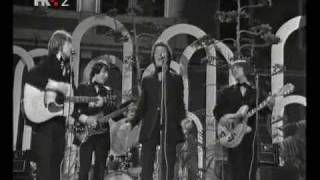 The Hollies - Carrie Anne (Live 1968)
