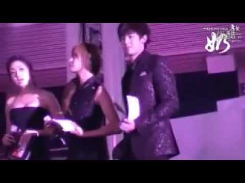 [FANCAM] 111231 MC Victoria