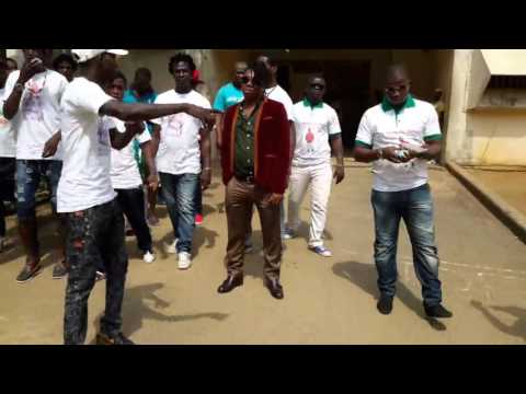 Yacou chinois avec tous les détenus