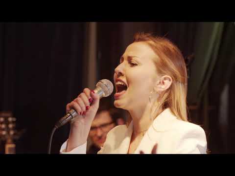 Gołębi song - Anna Federowicz | koncert "Nas więcej łączy" - reż. Janusz Gast