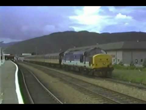 Regional Railways 37425 at Fort William in 1998