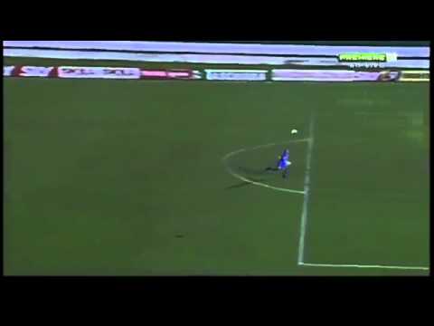 Golaço contra de Rodrigo Arroz do meio de campo. Guarani 1 x 2 Goiás