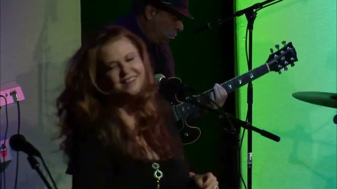 STEELY JAM performs STEELY DAN ' s 