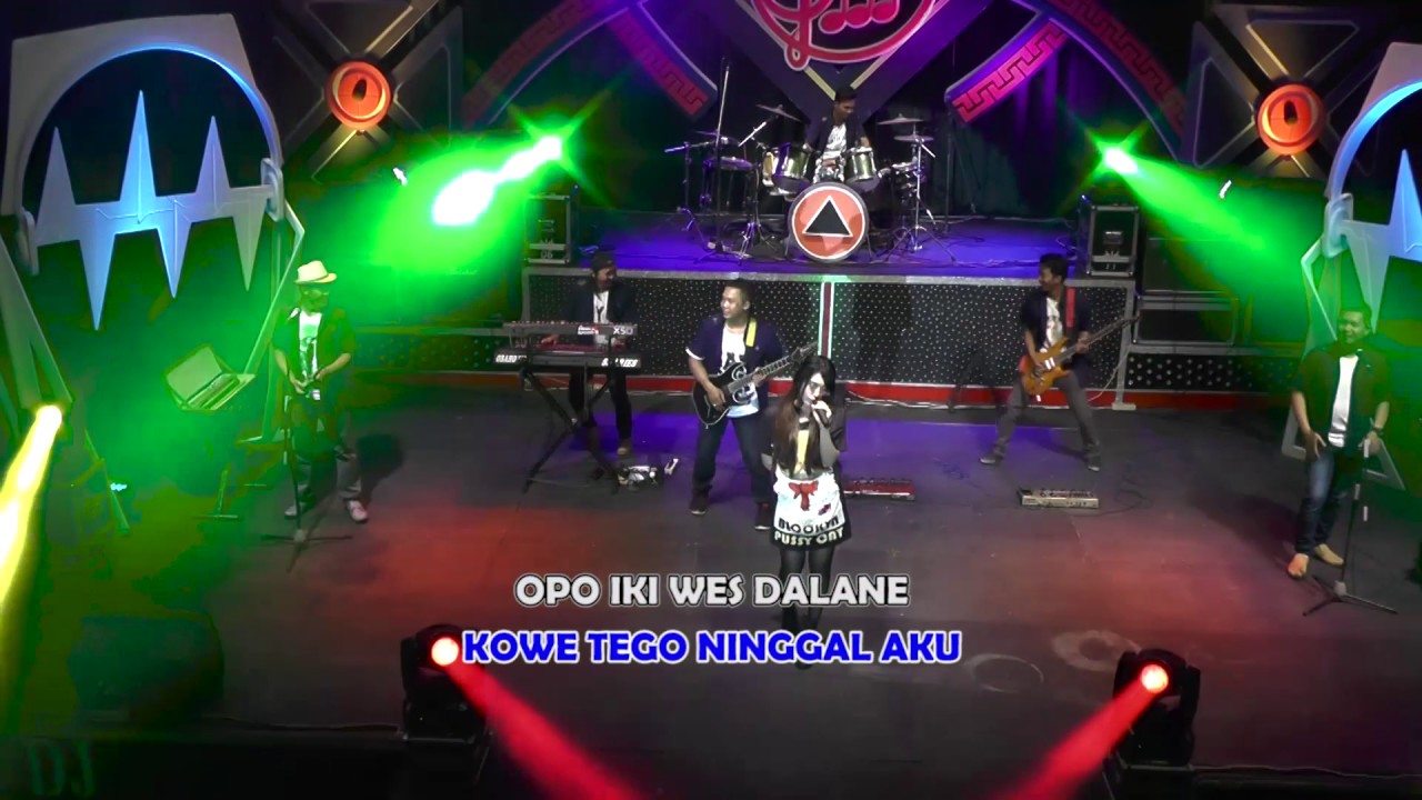 Via Vallen - Ditinggal Rabi [OFFICIAL]