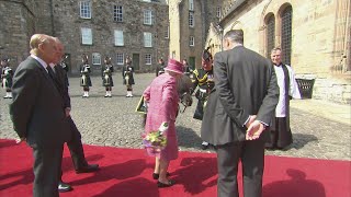 Pony tries to eat the Queen's flowers at Stirling Castle