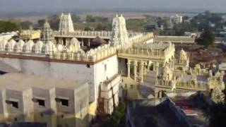 preview picture of video 'Abhiram Annaprasana at Bhadrachalam Temple Part 1 of 3'