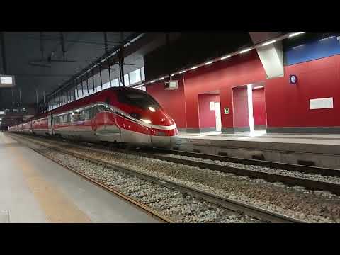 Frecciarossa 1000 in partenza a Torino porta susa