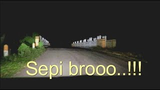 Download lagu Berkendara di jalanan sunyi tengah malam mp3 Download lagu Berkendara di jalanan sunyi tengah malam mp3