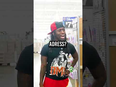 Kai Cenat Realizes He’s Getting Stream Sniped IRL! 😂😳