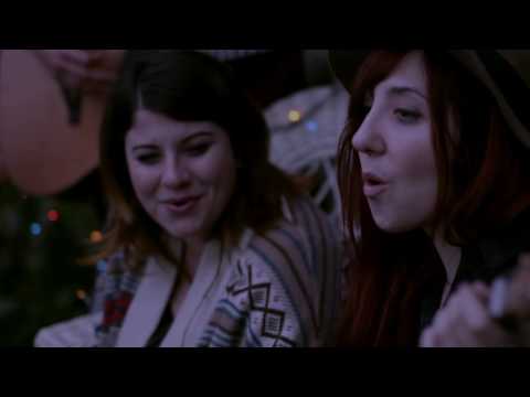 Noche De Paz - PapelMache (Venid & Adoremos - A Folky Christmas EP)