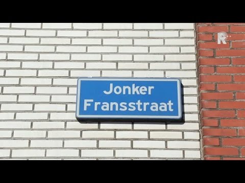 Tram botst met vrachtwagen in Rotterdam