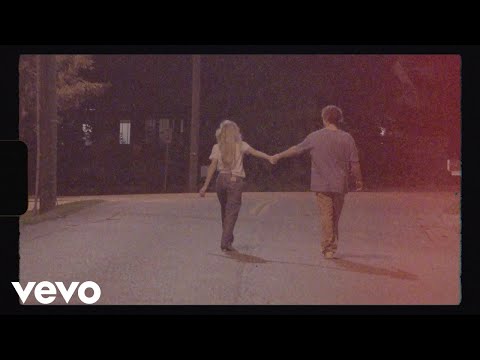 Braden Bales - EVERYTHING IS QUIET (Lyric Video)