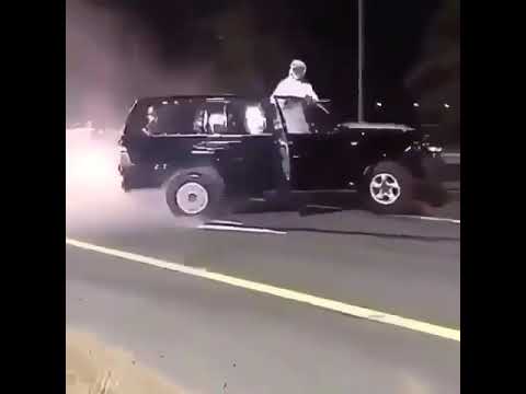 Land Cruiser drifting in Dubai | Toyota Land Cruiser Drift by Shaikh - Dubai