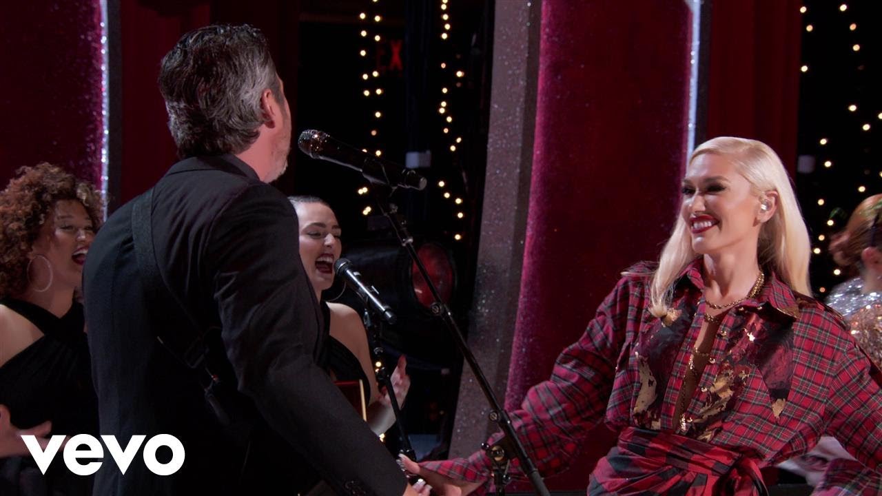 You Make It Feel Like Christmas (Live From “Gwen Stefani’s You Make It Feel Like Christmas”)