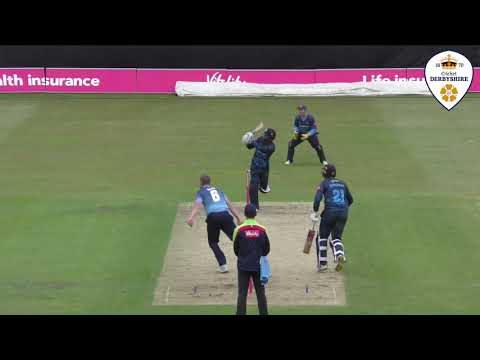 Leus du Plooy smashes Falcons to final-over victory at Queen's Park