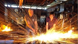 Blacksmith Myth - Will a drop of Water on the Anvil make it explode?