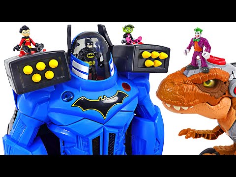 Batman BatBot Xtreme Mega Bat Robot! Defeat giant dinosaur! | DuDuPopTOY