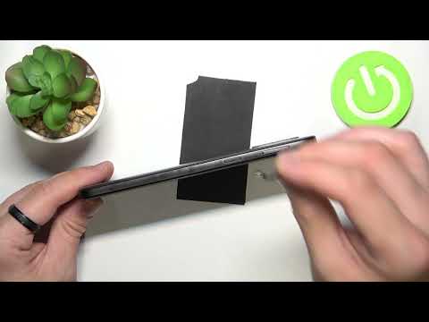 Does NOKIA G11 Have SD Card Slot?