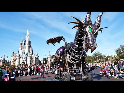 Parade, rides and more at Magic Kingdom WDW with Beth!