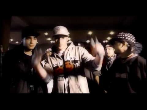 Double E ft. B-Low   - In Da House