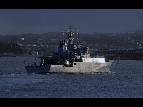 HMS ECHO H87 LEAVES DEVONPORT NAVAL BASE AT DEVILS POINT - 17th January 2020