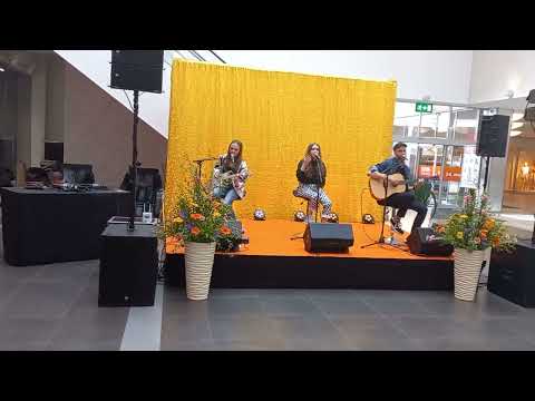 Minimal wind feat Elisabeth Tiffany- What to take of this