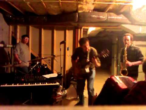 Cell Phone Recording of a Wolf Hongo Practice