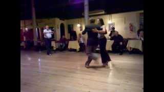 Video thumbnail for Paula Franciotti & Orlando Scarpelli - Enrosques, Giros y Planeos.