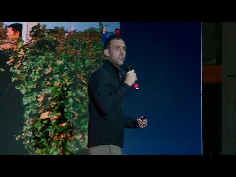 The Beauty in Everything | Ryan Pyle | TEDxNantong