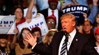 Donald Trump cierra su campaña fiel a su estilo