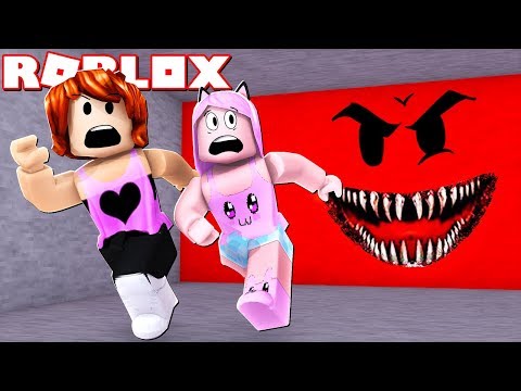 Roblox - FUJA DA PAREDE OU SEJA ESMAGADA (Be Crushed by a Speeding Wall)