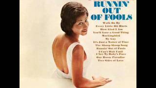 Aretha Franklin - Runnin' Out Of Fools