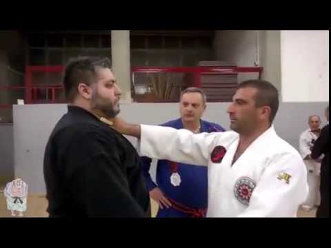 Knife Defense With Your Neck?