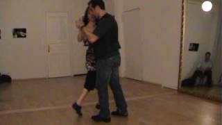 Video thumbnail for Tango Argentino clase Karin Solana y Gustavo Vidal 04.08.2009