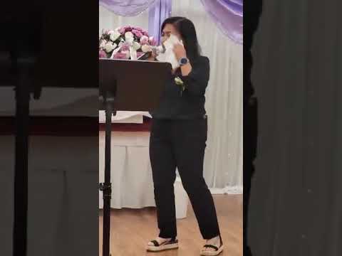 Maa Vue - Niam Tus Txiaj Ntsig (Hmong Green Cover)