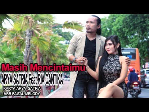 Arya Satria Feat. Ria Cantika - Masih Mencintaimu | Dangdut (Official Music Video)